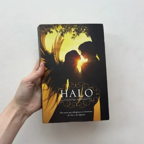 Livro Halo - Alexandra Adornetto | Desapego | Bazar | Brechó | Sebo