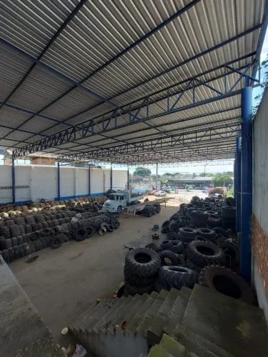 Galpão Comercial 895m² e Terreno 1.556m² no Coroado