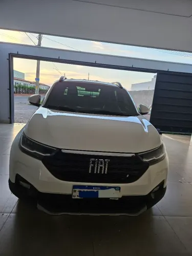 Fiat Strada Volcano 1.3 Flex 8V CD Aut. 2024