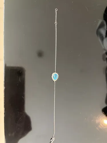 Pulseira de diamante e pedra de aquamarinha