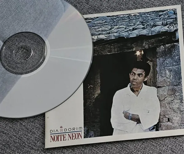 Gilberto Gil  Noite Neon