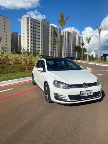 Volkswagen Golf GTI 2.0 TSI 220cv Aut. 2014