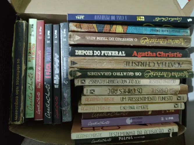 Livros diversos - Ótimos preços! Desconto para compra em quantidade 