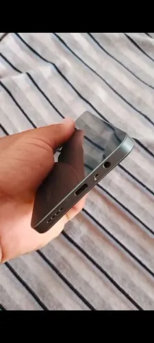 C61 256g 8.0 RAM com NFC