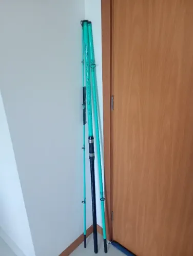 Linda Vara de Pesca Nunca Usada com 4,20 mts