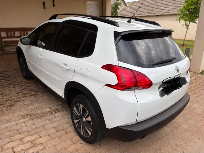 Peugeot 2008 Allure 1.6 Flex 16V 5P Aut. 2020