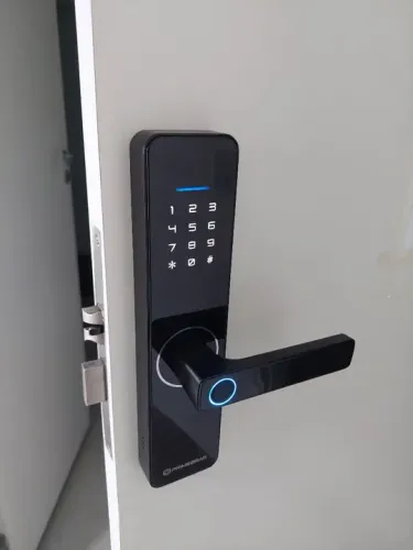 Instalação de fechadura digital ou eletrônica. Todo RJ.