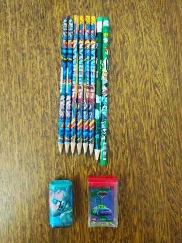 Conjunto De Lápis Para Meninos Com Apontadores