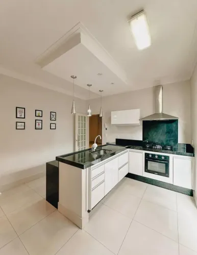 CASA EM NOVA DESCOBERTA COM 3 QUARTOS E AREA GOURMET COM CHURRASQUEIRA A VENDA