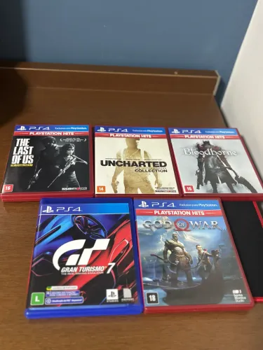 Lote 5 jogos PS4 (Muito novos)