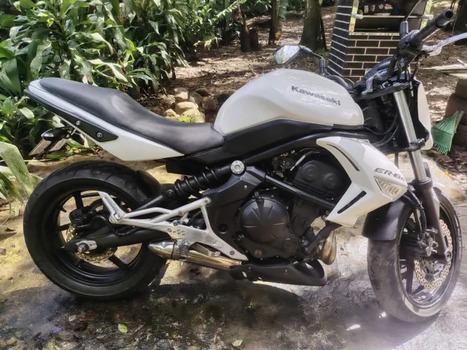 Vendo Kawasaki ER6-N Preço de Tabela FIPE - 19.500