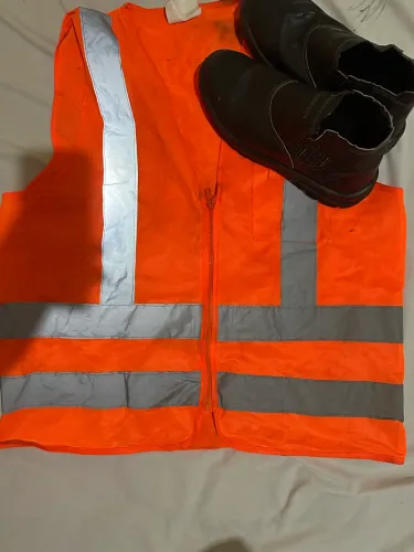 Colete refletivo com bota