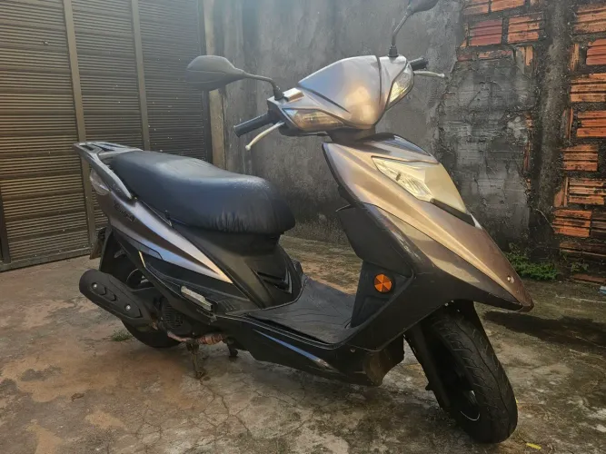 Suzuki Haojue Lindy 125