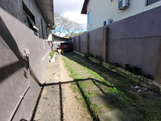 Casa divisa Ipanema/ Cavalhada 