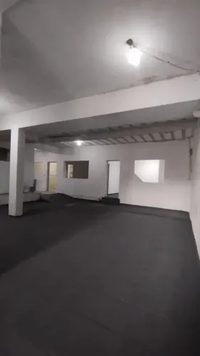 Ponto comercial na Vila Ré para alugar