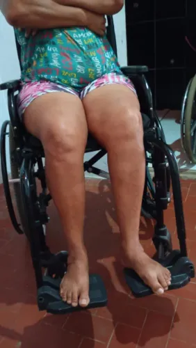 Cadeira de rodas tamanho 42