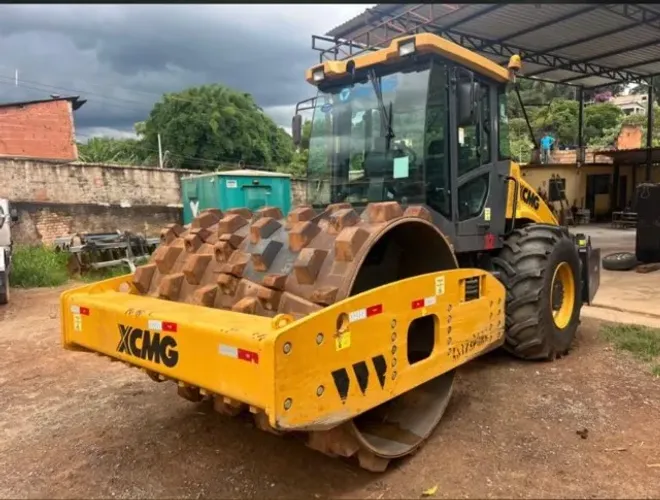 Rolo compactador