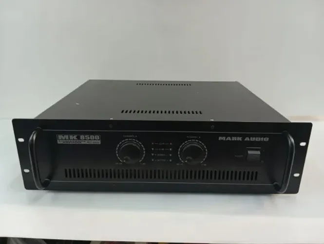 POTÊNCIA MARK AUDIO MK8500.   SEMI-NOVA POUCO USO 