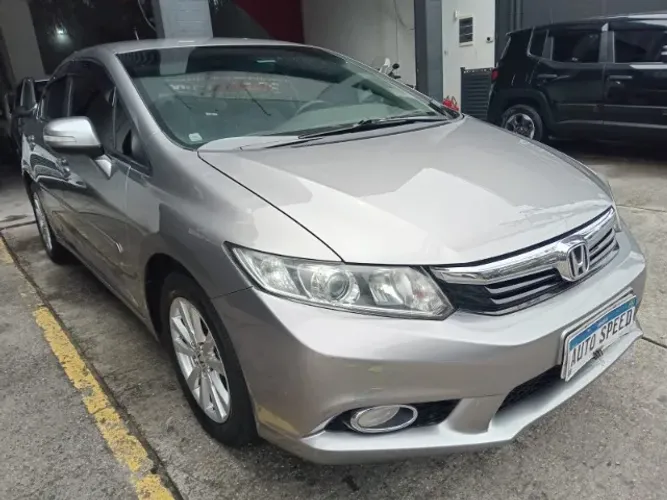 Honda Civic Sedan LXR 2.0 Flexone 16V Aut. 4P 2014
