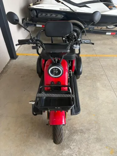 Triciclo elétrico 1000W 3 lugares com 105 km rodados