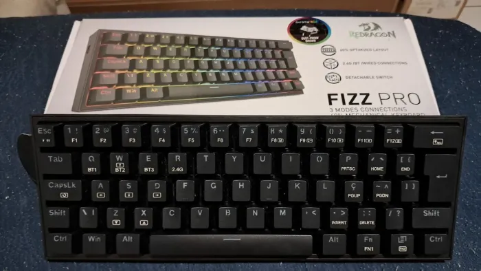 TECLADO REDRAGON FIZZ PRO TRI-MODE