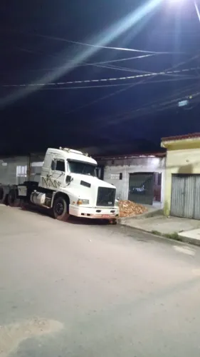 ? OPORTUNIDADE ÚNICA! CARRETA À VENDA! ?