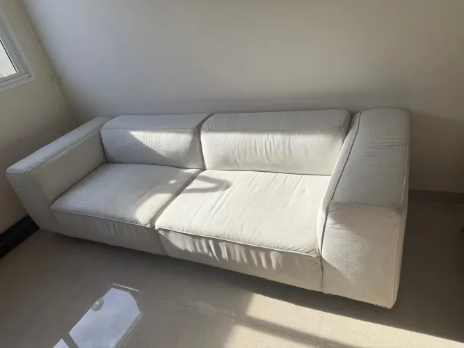 Sofá marca Líder 2,60m