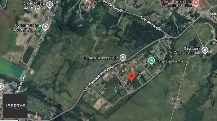 Sítio no condomínio "Campos do Lamy", com 1,6 hectares -