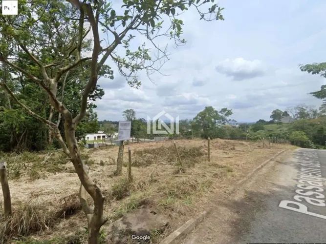 Área à venda na Granja Viana - Estrada do Capuava