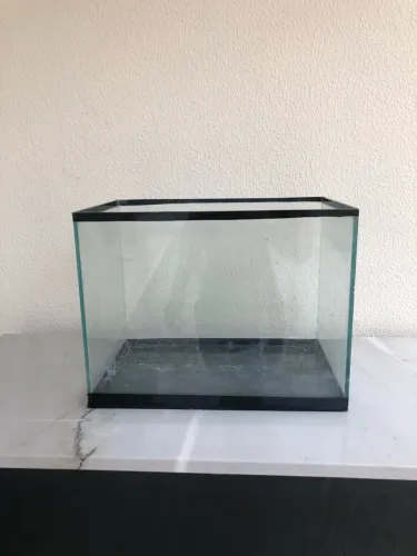 Aquário 25 litros