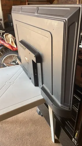 Tv pra retirar peças ou conserto