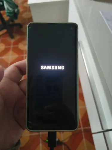 Samsung Galaxy S10