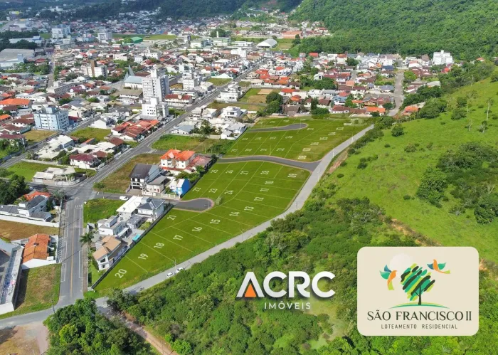 ACRC Imóveis - TE01249 - Lote à Venda em Blumenau no Bairro Bela Vista em Gaspar