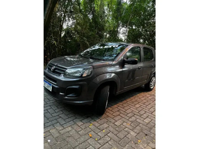 Fiat Uno Attractive 1.0 EVO Fire Flex 8V 5P 2021