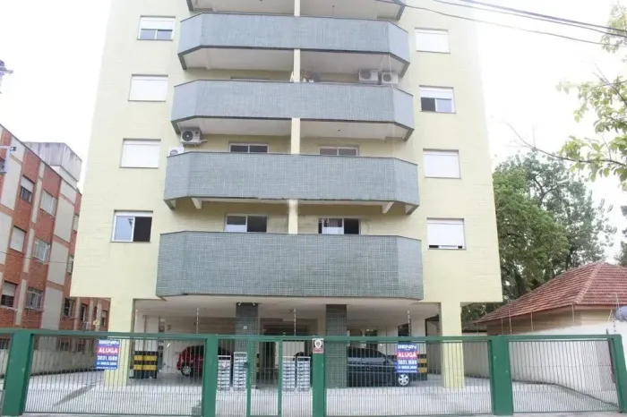 Apartamento para aluguel com 80 metros quadrados com 1 quarto