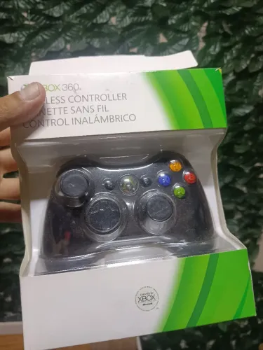 Controle na caixa xbox360