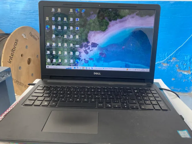 Dell Inspiron 15 3567 - i3 / 8GB RAM / SSD 256GB