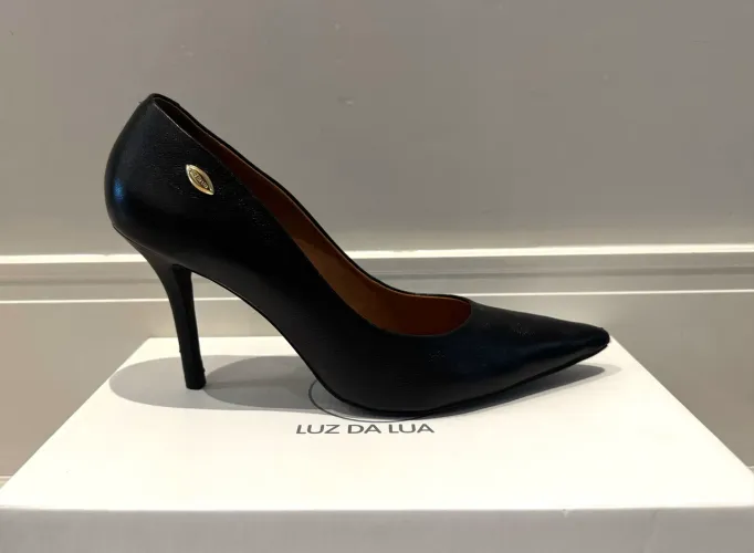 Sapato Scarpin Luz da Lua 37