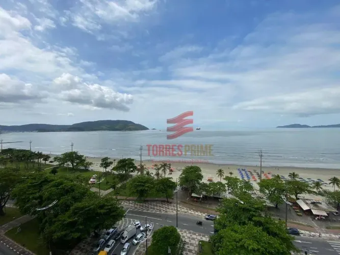 Apartamento frontal a praia 2 dormitorios, 1 vaga