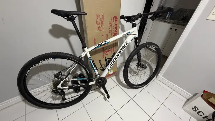 Bicicleta Cannondale Lefty Trail 6 - Shimano Deore