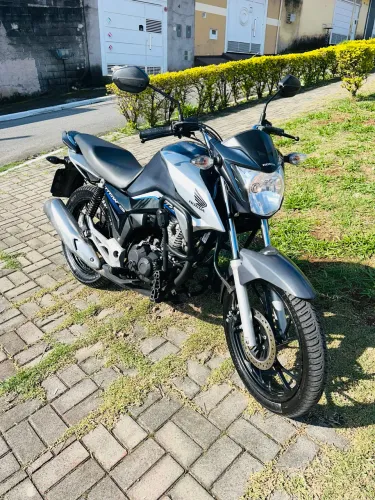 Cg Titan 160