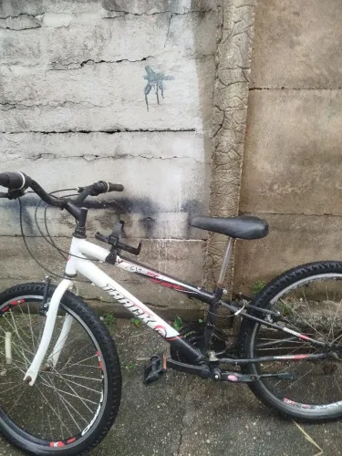Bicicleta Aro 24 Track Axess (18v) - Funcionando / Para Reformar (Barata)