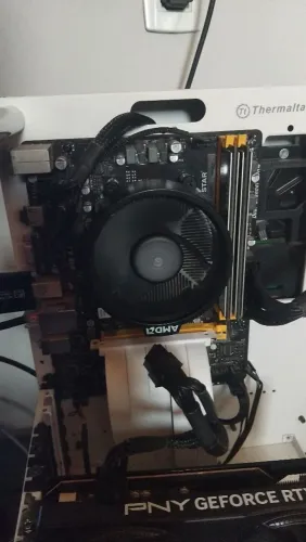 Kit  ryzen placa  mae processador  e memória 