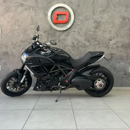 DIAVEL 1198