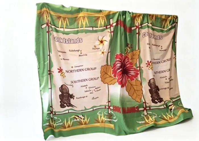 Canga ou saída de praia verde com mapa da Ilhas Cook original