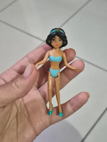 Boneca Princesa Jasmine