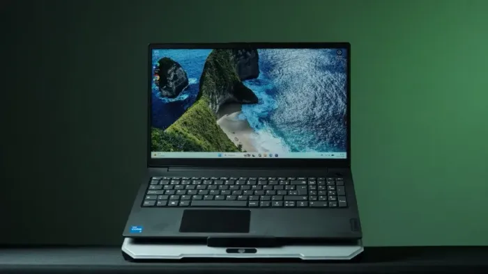 Notebook Seminovo Lenovo V15 G3 Intel Core i5-1235U 8GB por R$ 1.999,00 | PEODD5GM