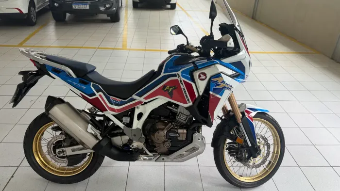 Honda CRF ÁFRICA TWIN ADVENTURE SPORTS DCT IMPECÁVEL!