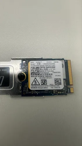 Vendo SSD KIOXIA BG6 NVMe 256GB, modelo KBG60ZNS256G