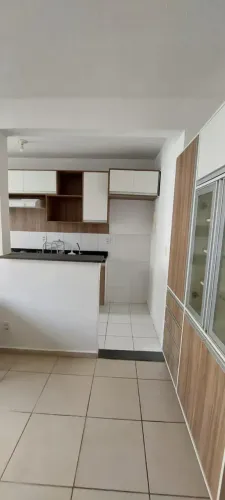 Apartamento para alugar com 2 quartos semi-mobiliado no Coxipó